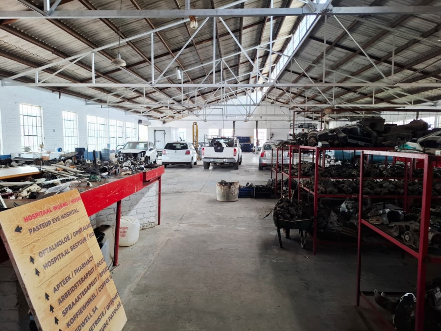 Commercial Property for Sale in Hamilton Free State